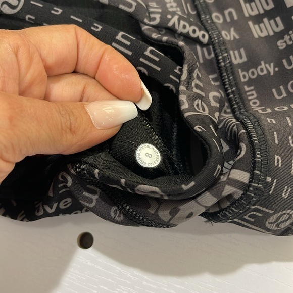 Lululemon Energy High-Neck Longline Bra - Picture 6 of 7